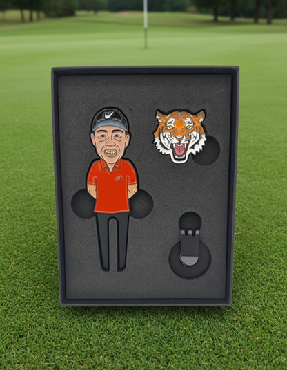 unique golf gif tiger woods ball market and divot repair tool